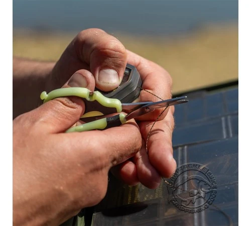 Многофункциональные ножницы Ridge Monkey Nite Glo Strip n Snip