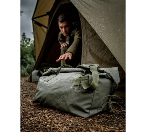 Сумка водонепроницаемая Trakker Downpour Roll-Up Carryall 